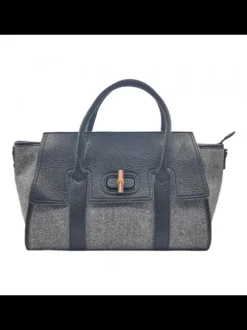 Black bag with imitation leather handles, spacious and elegant