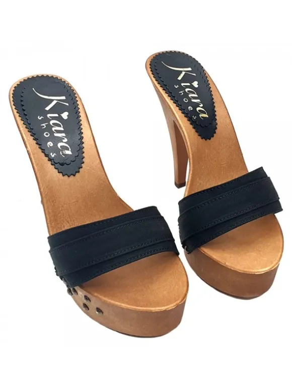 BLACK HEEL CLOGS WITH STUDS