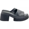 BLACK LEATHER CLOGS WITH COMFORTABLE HEEL