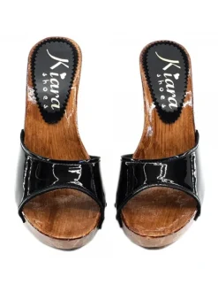 BLACK PATENT LEATHER CLOGS LATEX