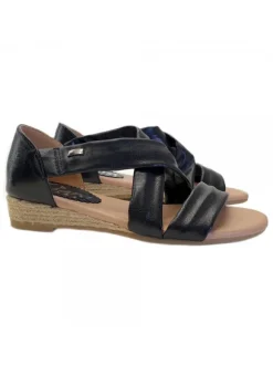 BLACK SANDALS WITH LOW HEEL IN ROPE