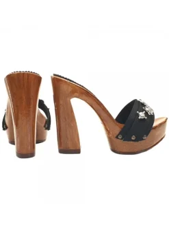 BLACK SKULL CLOGS