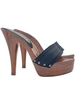 BLACK WOMAN CLOGS HEEL