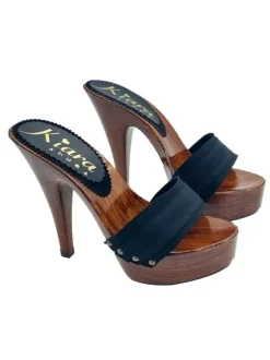 BLACK WOMAN CLOGS HEEL