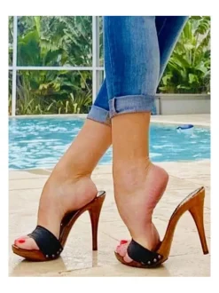 Black Women's Clogs