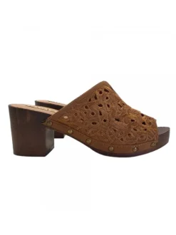 BROWN CLOGS IN LACE WITH COMFORTABLE HEEL