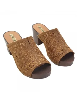 BROWN CLOGS IN LACE WITH COMFORTABLE HEEL