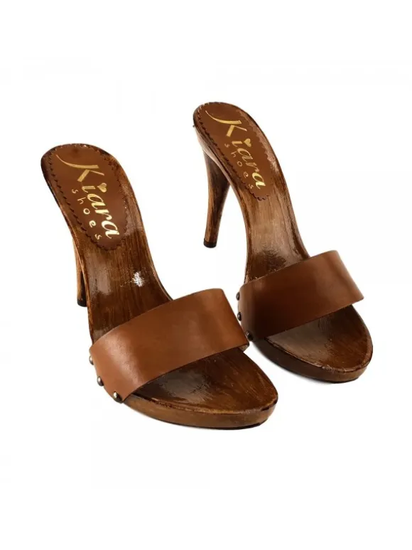 BROWN LEATHER CLOGS IN LEATHER