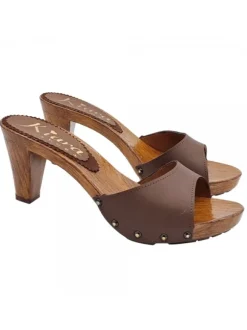 BROWN LEATHER CLOGS WITH HEEL 8