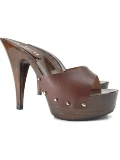 BROWN WOMAN CLOGS HEEL