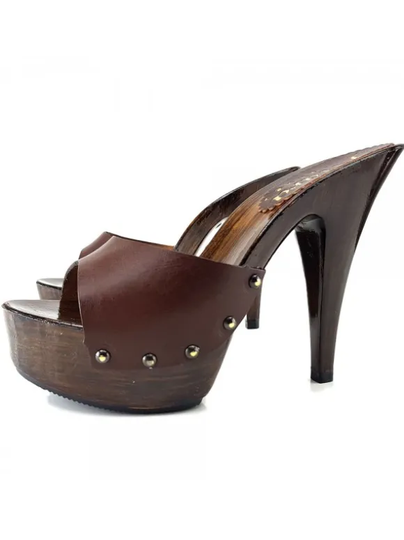 BROWN WOMAN CLOGS HEEL
