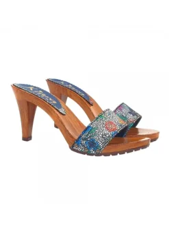 CLOGS WITH DECORATED BAND IN BLACK LEATHER