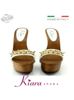 CLOGS WITH POINTS