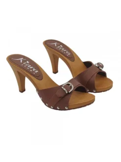 COMFORTABLE BROWN CLOGS WITH SILVER BUCKLE