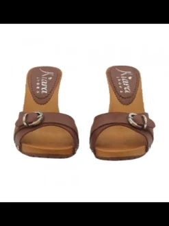 COMFORTABLE BROWN CLOGS WITH SILVER BUCKLE