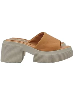 COMFORTABLE BROWN MULES WITH LEATHER BAND