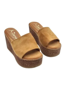 COMFORTABLE LEATHER-COLORED SYNTHETIC SUEDE WEDGES