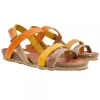 COMFORTABLE TWO-TONE SANDALS WITH STRAP