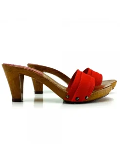 CONFORT RED CLOGS