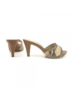 CONFORTABLE PYTHON HEEL CLOGS