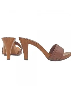 HEEL CLOGS IN BROWN LEATHER