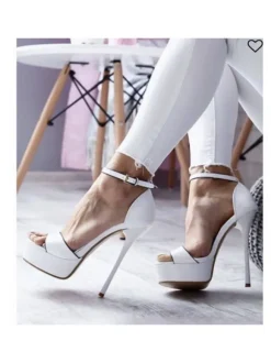 HIGH SANDALS IN WHITE PATENT LEATHER WITH STRAP