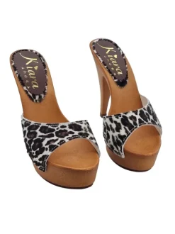 Leather clogs with spotted print and 13 heel