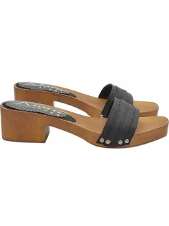 LOW BLACK CLOGS WITH DOUBLE FABRIC BAND