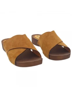 LOW BROWN CLOGS WITH CROSSED BANDS