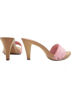 RED PIN UP STYLE CLOGS WITH COMFORTABLE HEEL