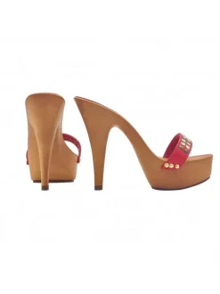 RED STUDS CLOGS