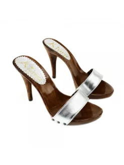 SILVER LEATHER CLOGS