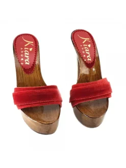 VELVETS IN RED CLOGS