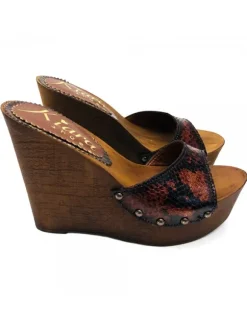 WEDGE CLOGS IN HAZEL PYTHON LEATHER