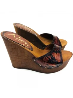WEDGE CLOGS IN HAZEL PYTHON LEATHER