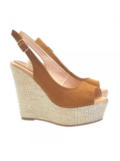 WEDGE SANDALS BROWN COLOUR