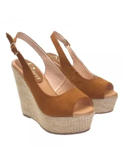 WEDGE SANDALS BROWN COLOUR