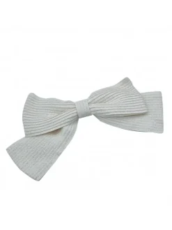 WHITE BOW WITH PIN