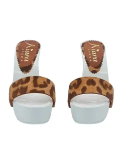 WHITE CLOGS WITH "LEOPARD EFFECT" BAND