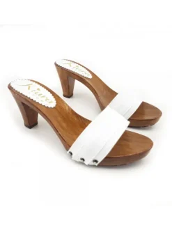 WHITE CONFORT CLOGS
