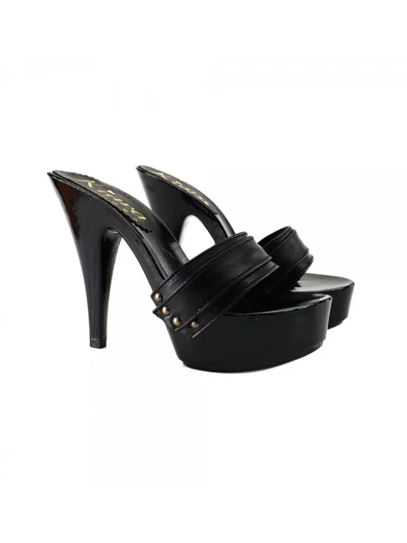 WOMAN LEATHER BLACK CLOG HEEL