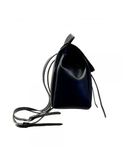 WOMEN'S BLACK LEATHER BACKPACK