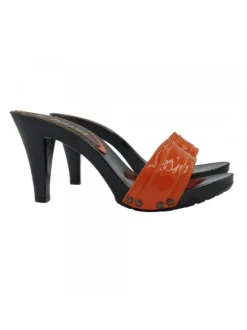 Women's clogs with orange patent leather band and black structure