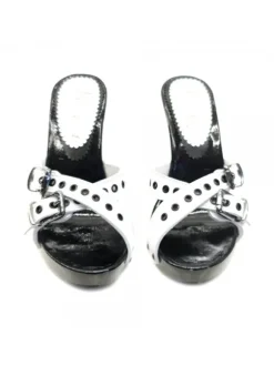 WOMEN'S WHITE CLOGS WITH BUCKLES